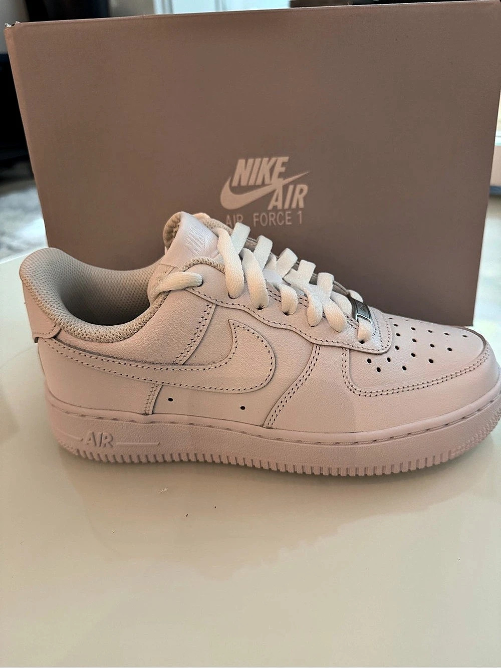 (New) Nike Air Force 1 '07
